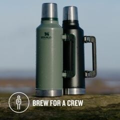 Stanley Classic Legendary Vakumlu Çelik Termos, Mat Siyah, 1.9 Litre